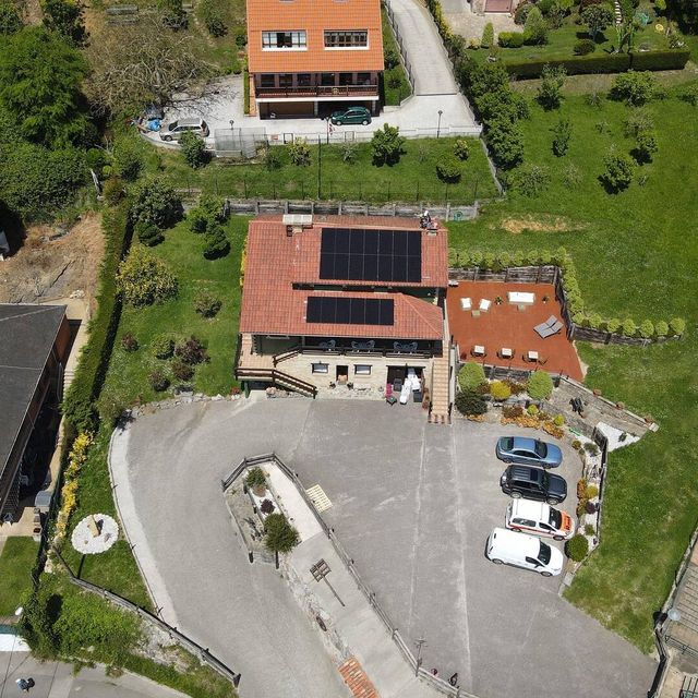 Instalaciones Raúl casa con placas solares